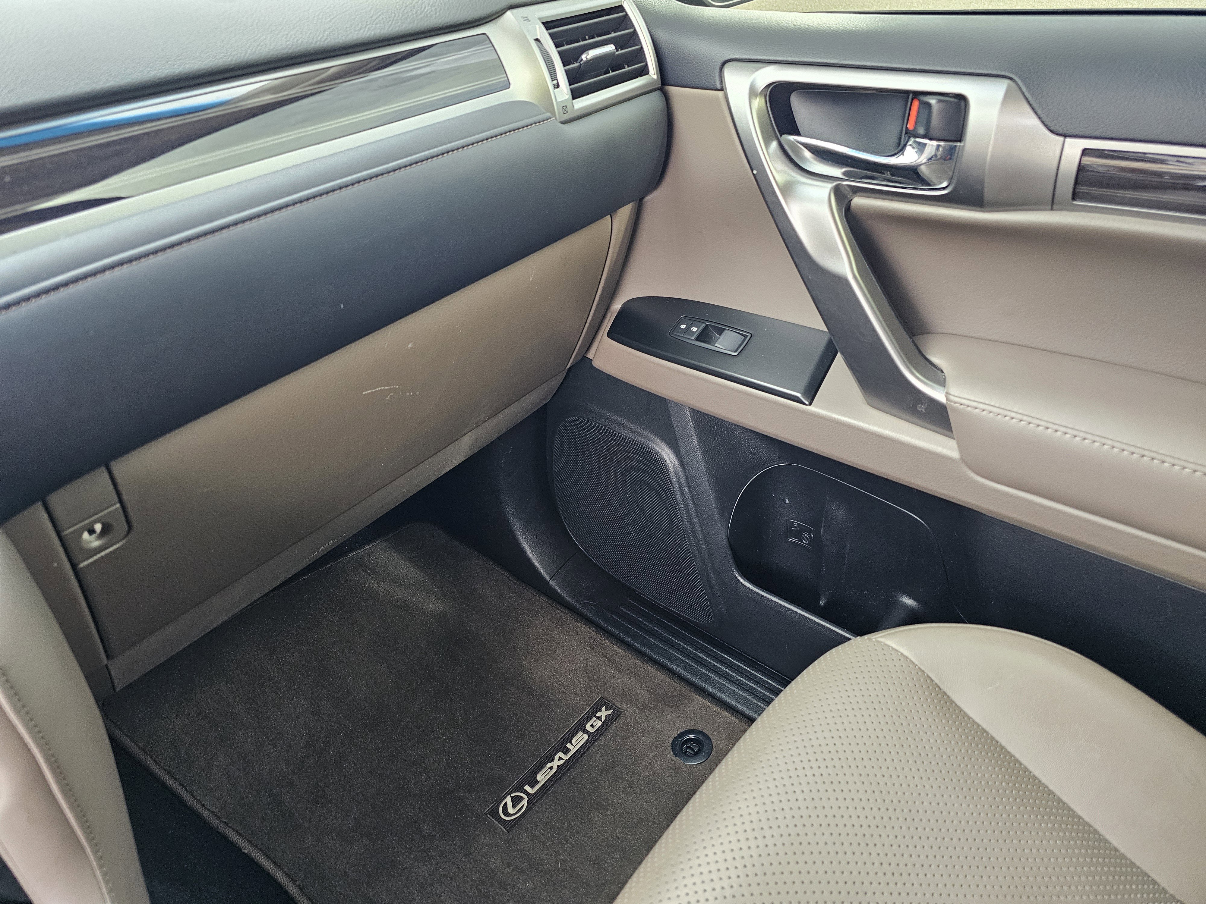 Used 2022 Lexus GX 460 Luxury image 27