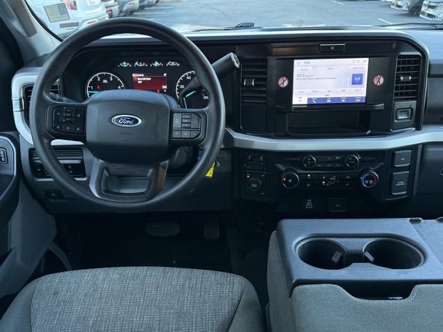 Used 2025 Ford F250 XLT image 12