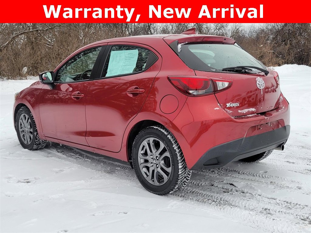 Used 2020 Toyota Yaris LE image 3