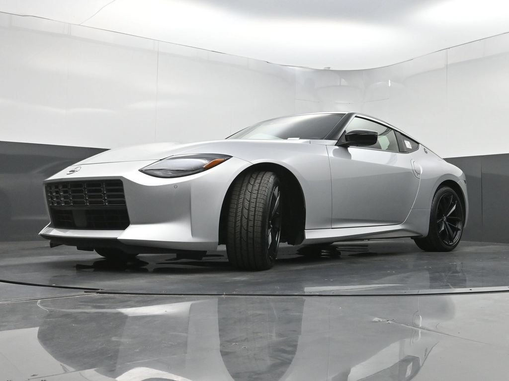 Used 2025 Nissan Z Performance w/ Floor Mat Package RWD image 25