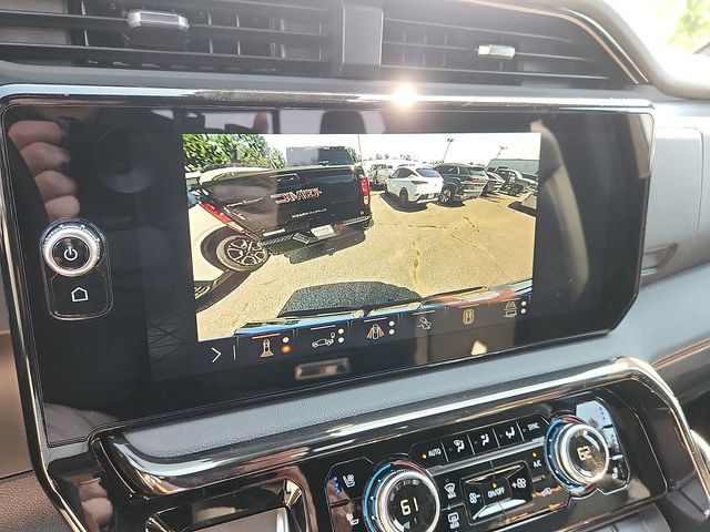New 2026 GMC Sierra 1500 AT4 w/ Technology Package AWD/4WD image 13