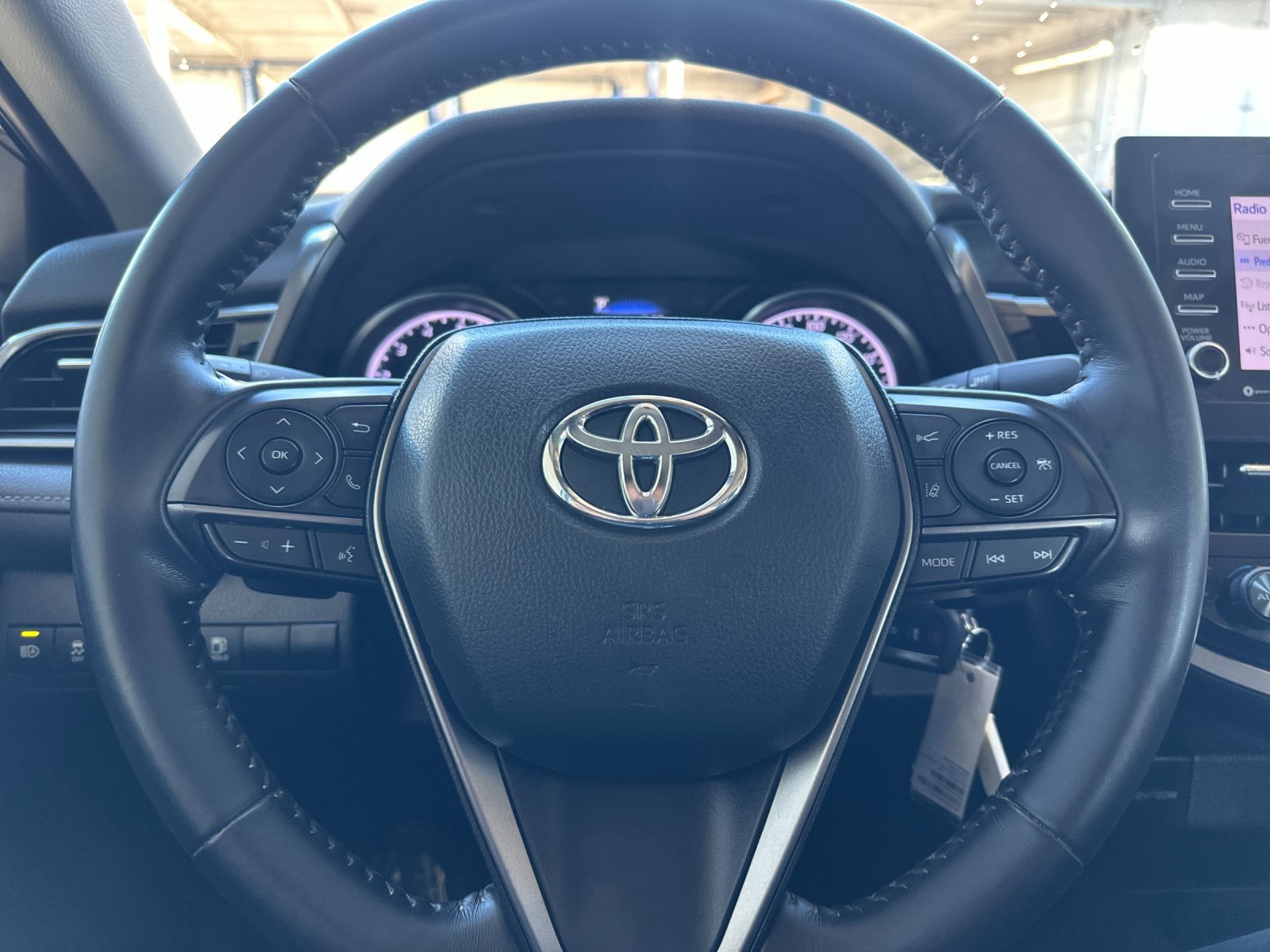 Used 2024 Toyota Camry SE image 20