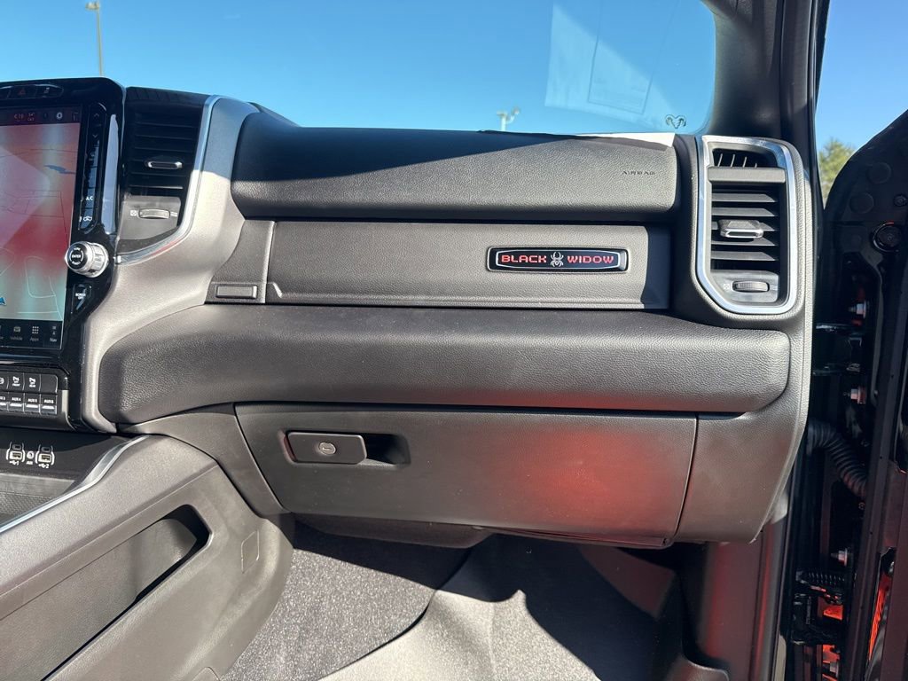 New 2025 RAM 2500 Big Horn AWD/4WD image 30