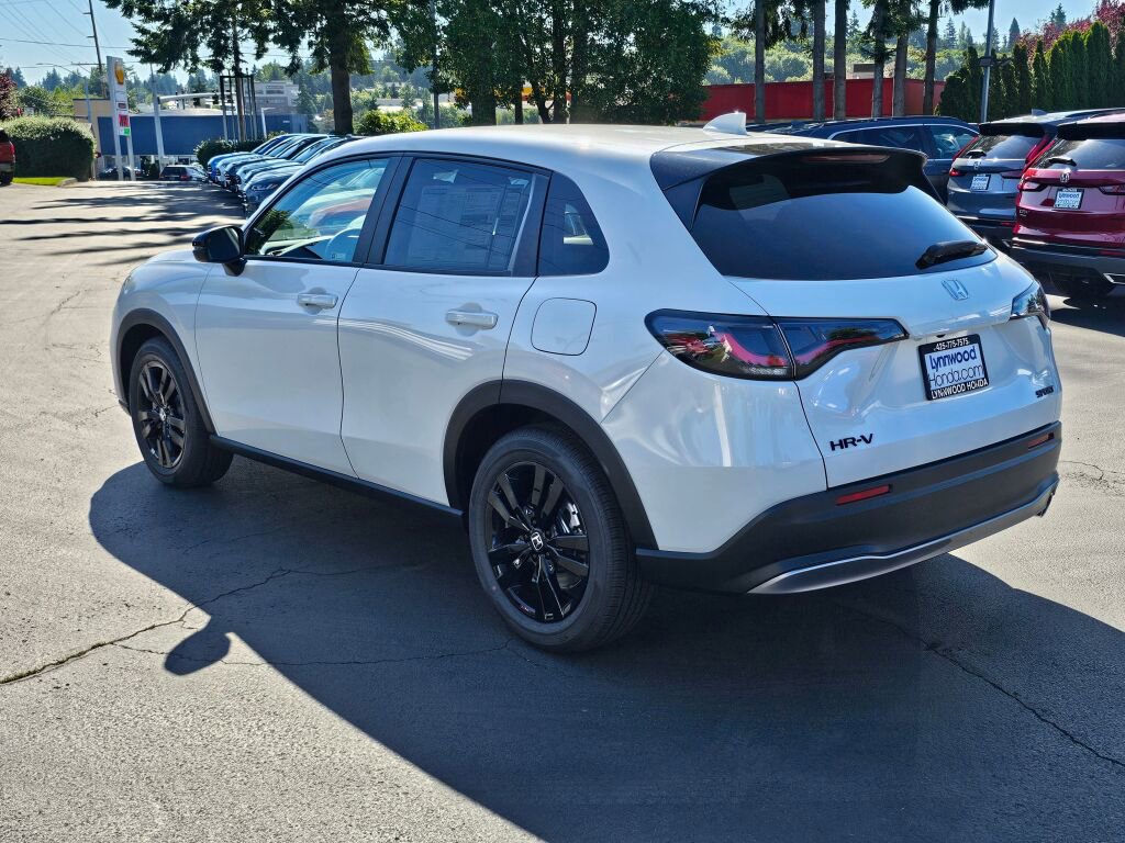 New 2026 Honda HR-V Sport image 7