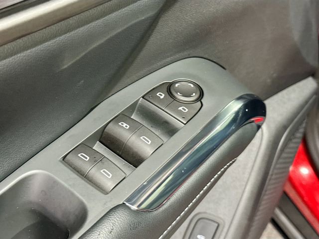 Used 2026 Chevrolet Traverse LT w/ Driver Confidence Package image 17