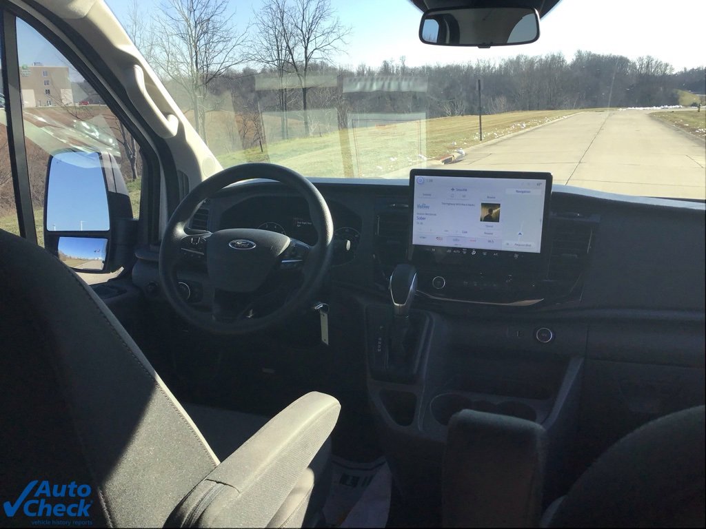 Used 2023 Ford Transit 350 XLT image 21