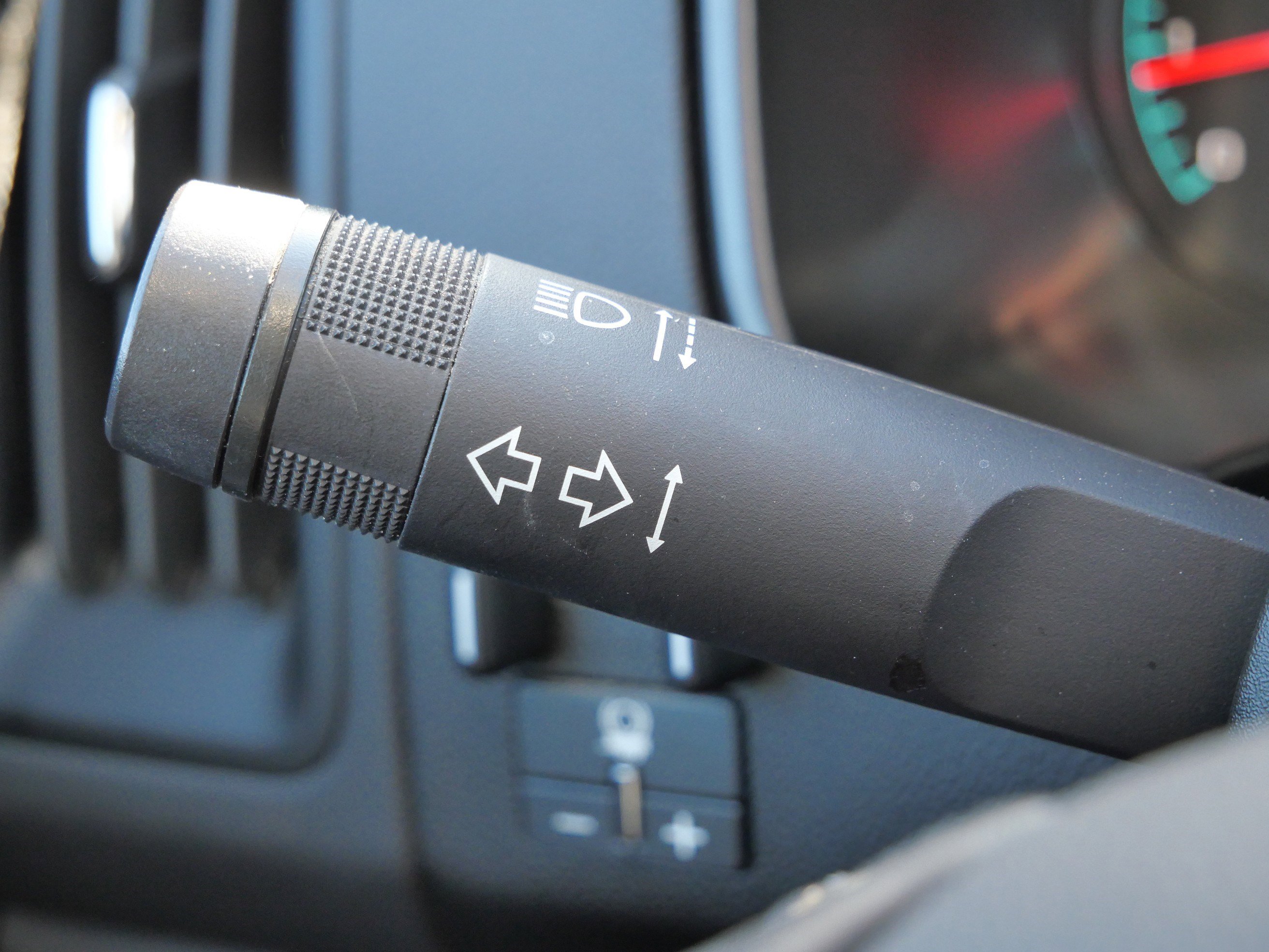 Used 2021 Chevrolet Colorado LT w/ Safety Package image 33