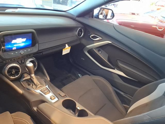 Used 2023 Chevrolet Camaro LT w/ Technology Package RWD image 20