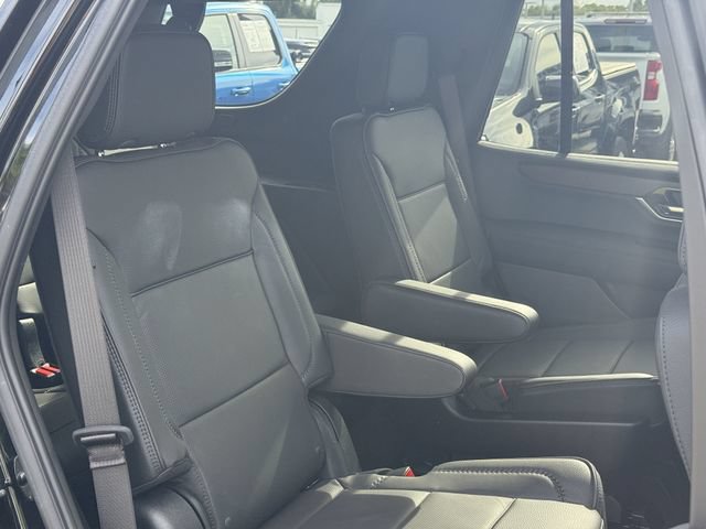 Used 2026 GMC Yukon Denali w/ Sun & Power Step Package AWD/4WD image 32
