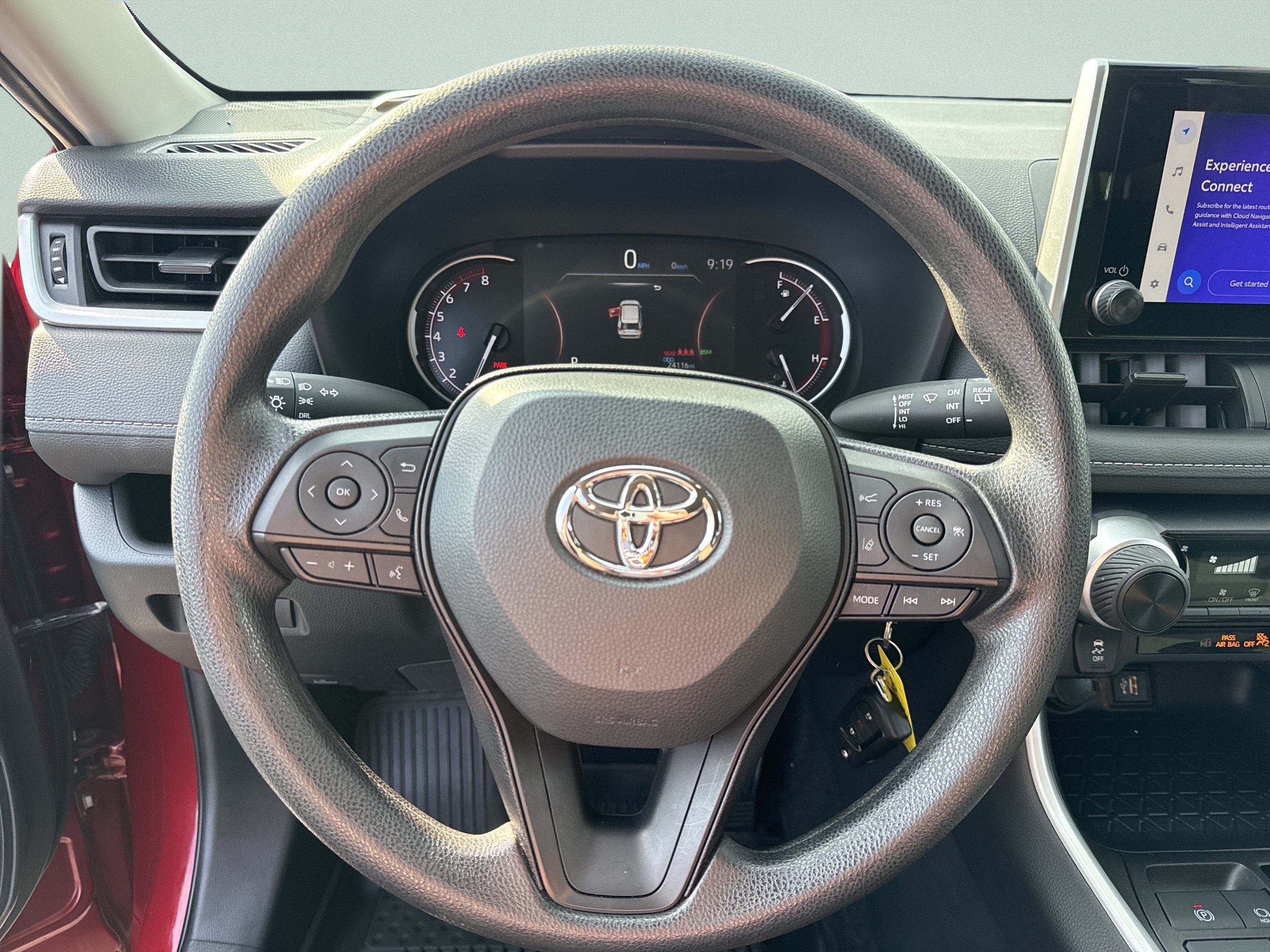 Used 2024 Toyota RAV4 LE AWD/4WD image 12