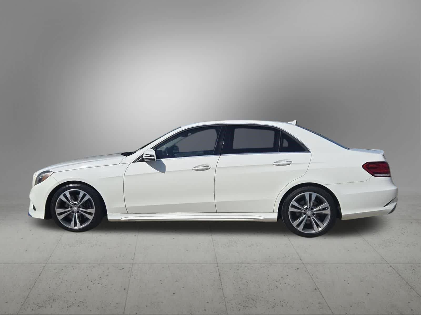Used 2016 Mercedes-Benz E 350 Sedan image 3