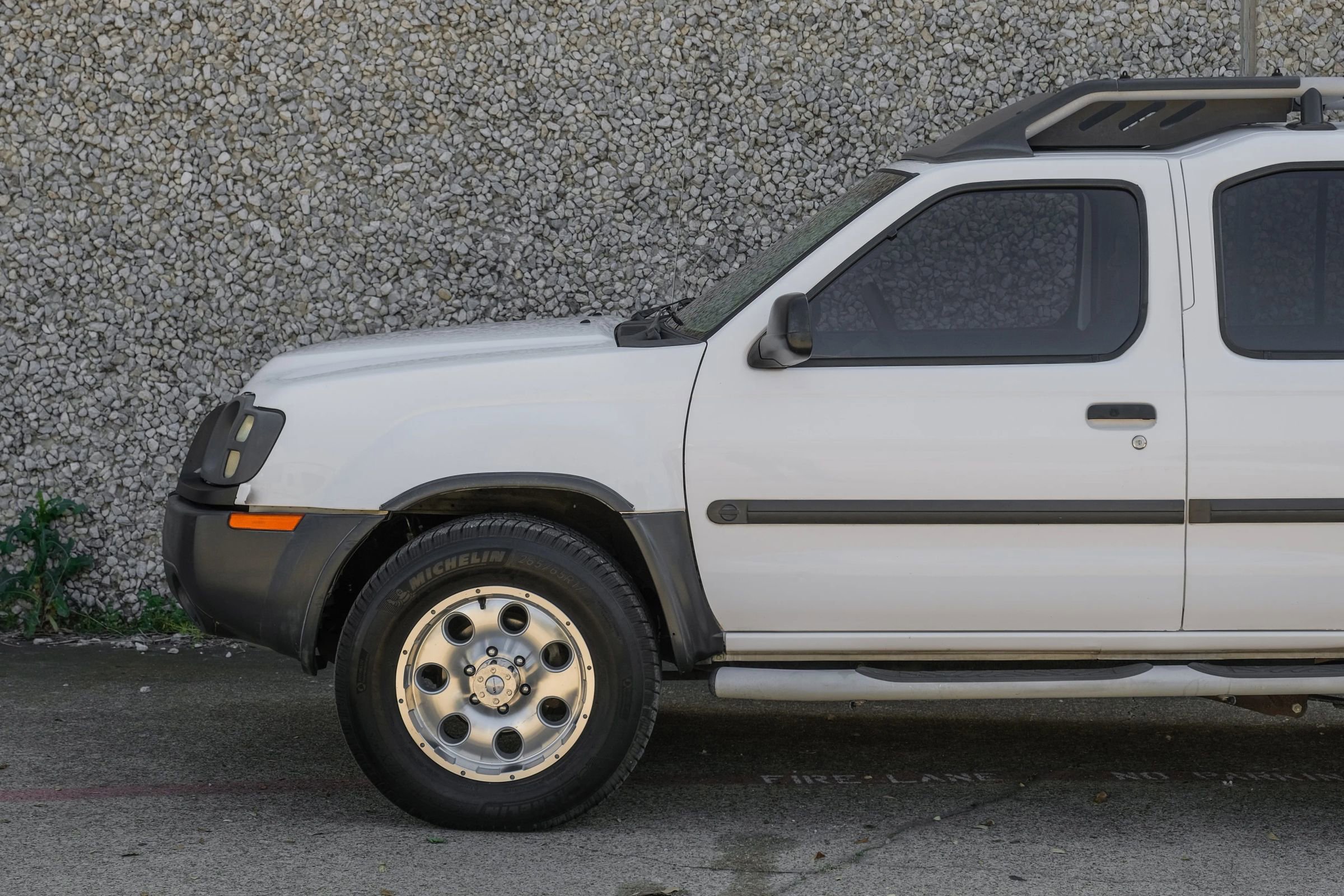 Used 2004 Nissan Xterra XE RWD image 13