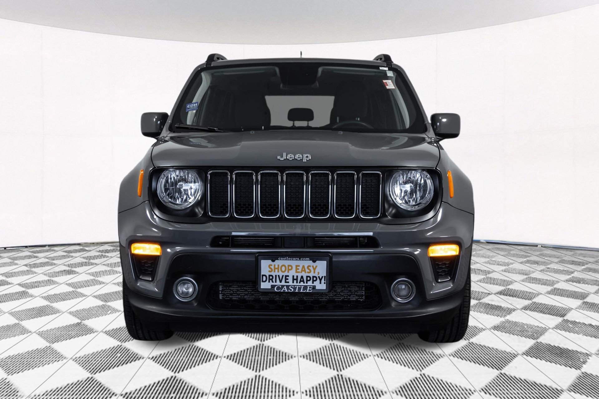 Used 2020 Jeep Renegade Latitude FWD image 10