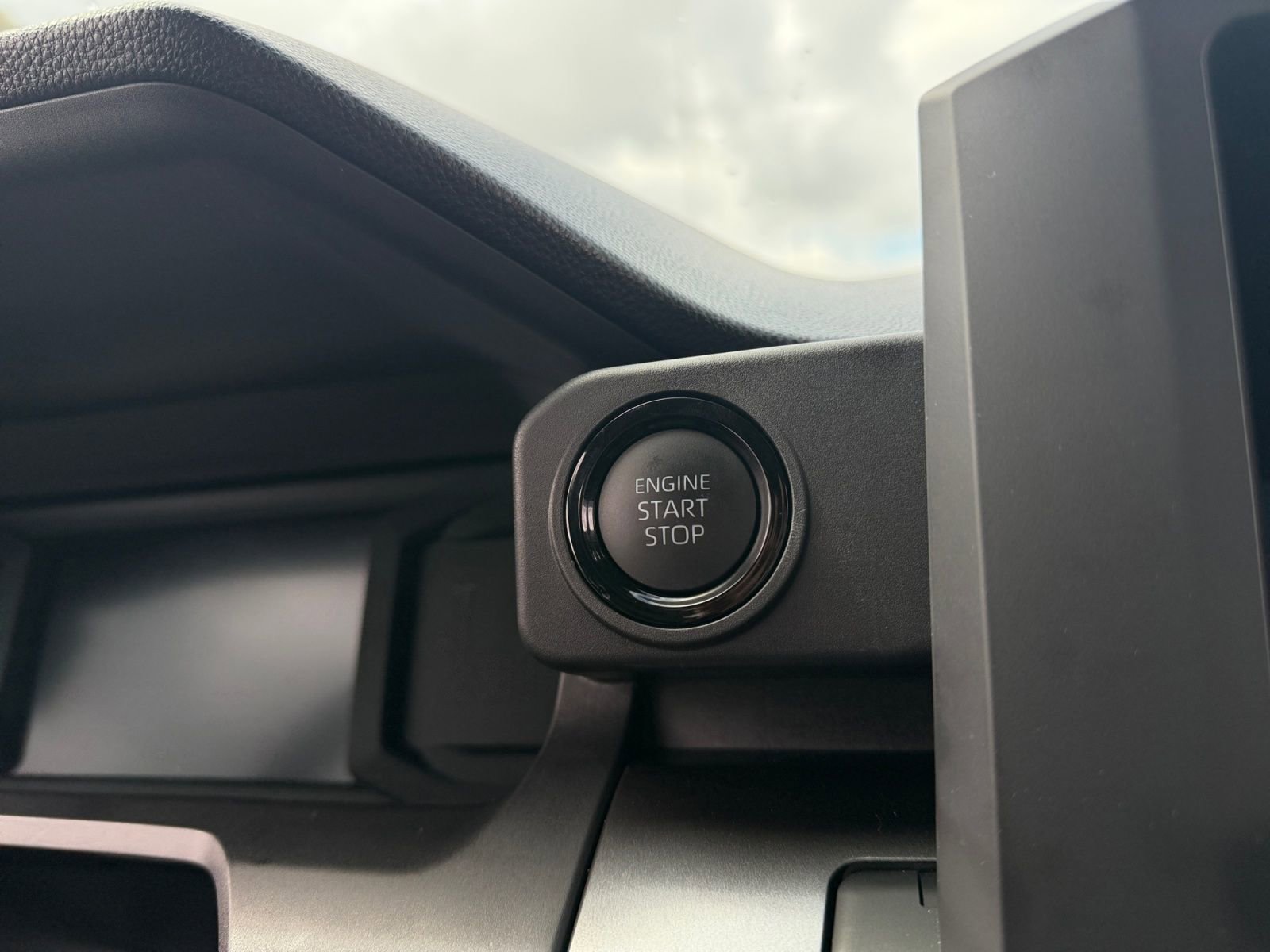 Certified 2025 Toyota Tacoma SR5 RWD image 18