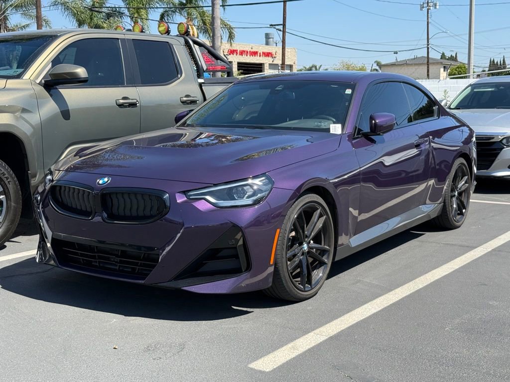 Used 2022 BMW 230i Coupe w/ M Sport Package image 3