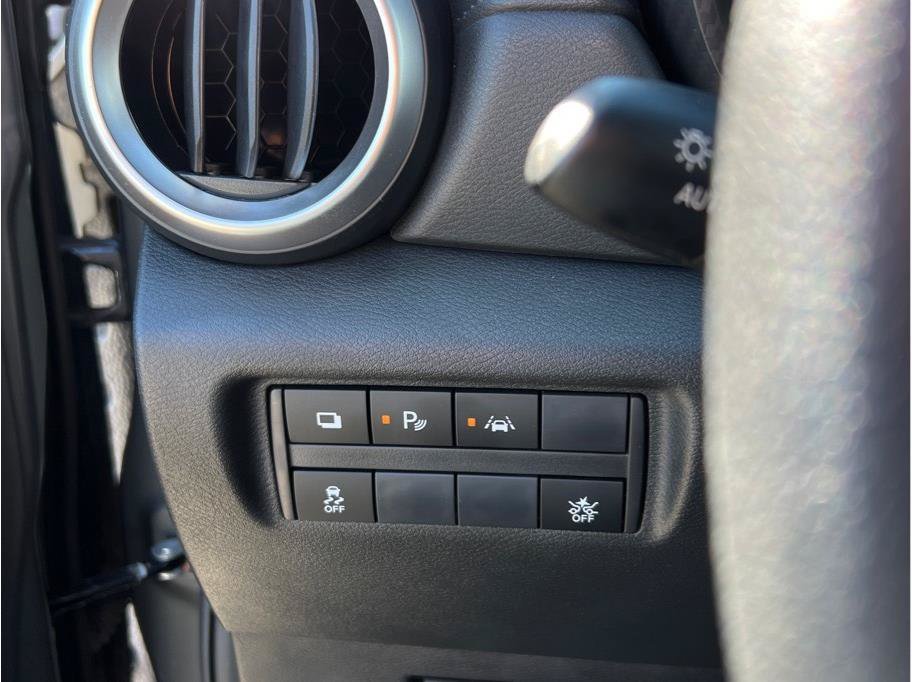 Certified 2025 Nissan Versa S w/ S Plus Package FWD image 17