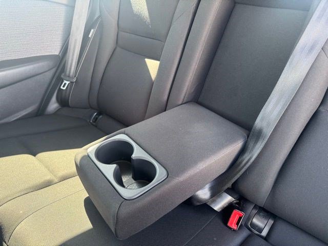 Used 2023 Nissan Rogue S image 26