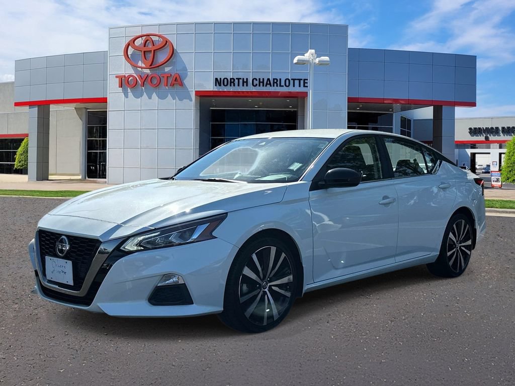 Used 2021 Nissan Altima 2.5 SR FWD image 4