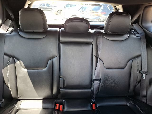Used 2025 Jeep Compass Limited AWD/4WD image 19