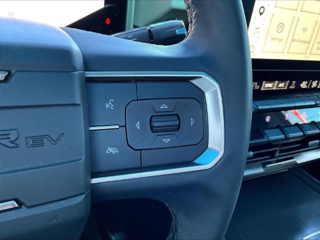 Used 2025 GMC Hummer EV 3X AWD/4WD image 14