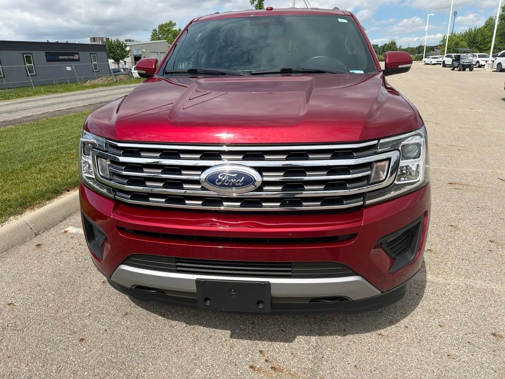 Used 2019 Ford Expedition Max XLT w/ Equipment Group 201A AWD/4WD image 3