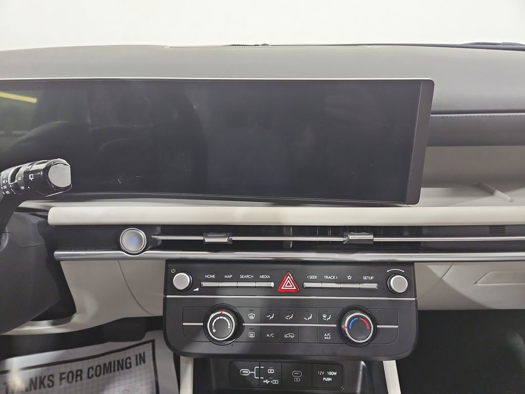 Certified 2025 Hyundai Tucson SE AWD/4WD image 19