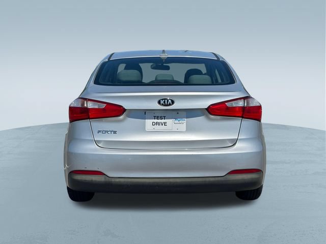 Used 2016 Kia Forte LX FWD image 7