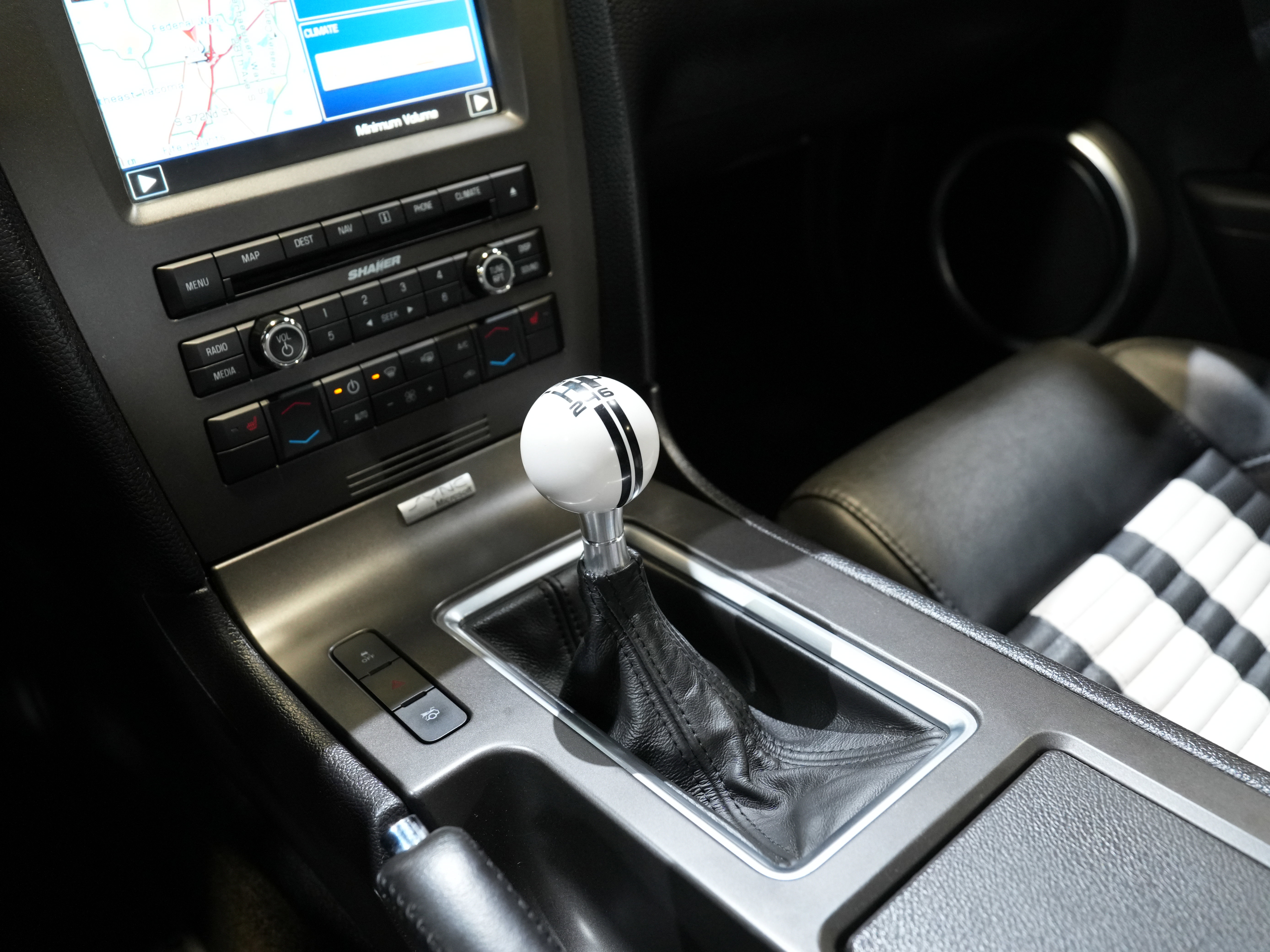 Used 2013 Ford Mustang Shelby GT500 w/ Electronics Pkg image 39