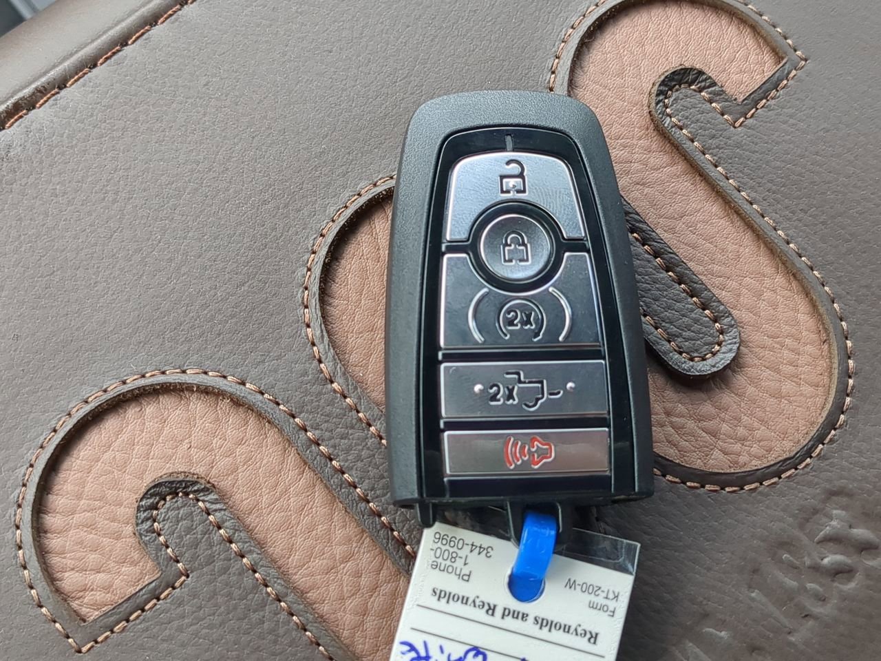 New 2025 Ford F350 King Ranch w/ Chrome Package image 29