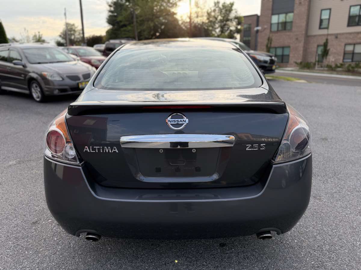 Used 2012 Nissan Altima 2.5 S w/ 20th Anniversary Pkg FWD image 6