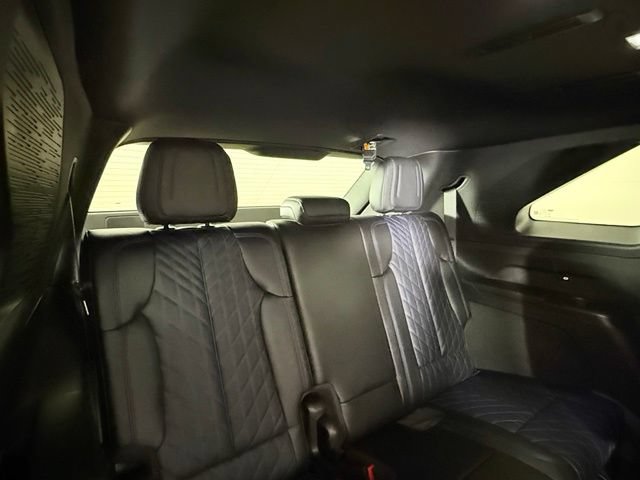 Certified 2026 Cadillac Escalade IQ Sport 1 w/ LPO, Floor Liner Package AWD/4WD image 35