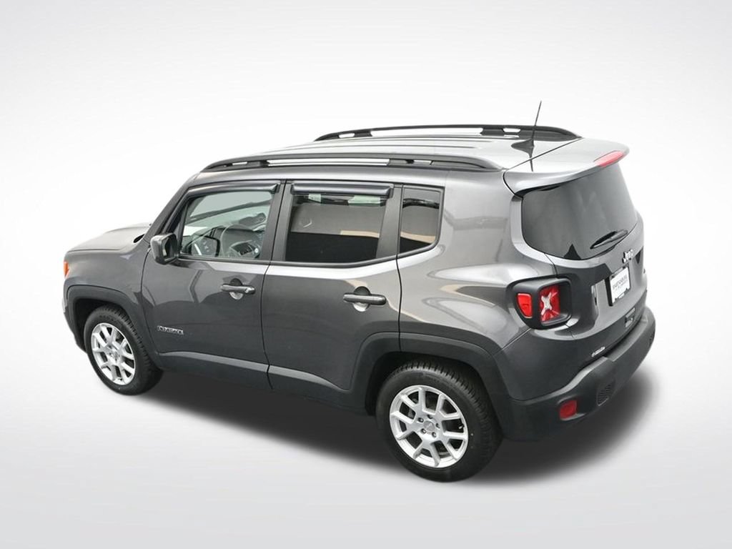 Used 2020 Jeep Renegade Latitude FWD image 27