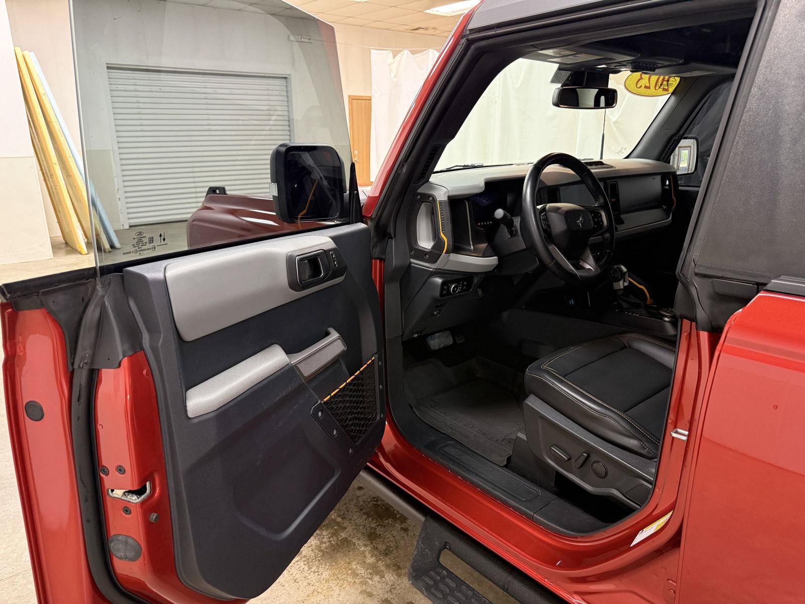 Used 2023 Ford Bronco Badlands AWD/4WD image 9