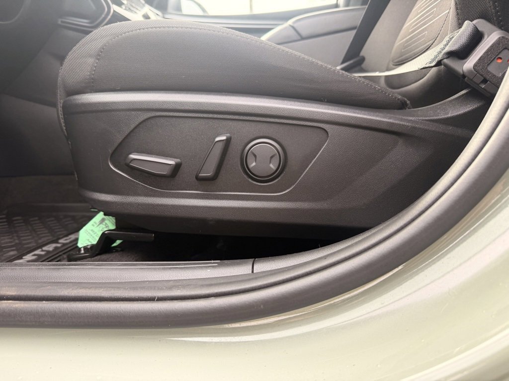 Used 2023 Hyundai Santa Cruz SEL image 15