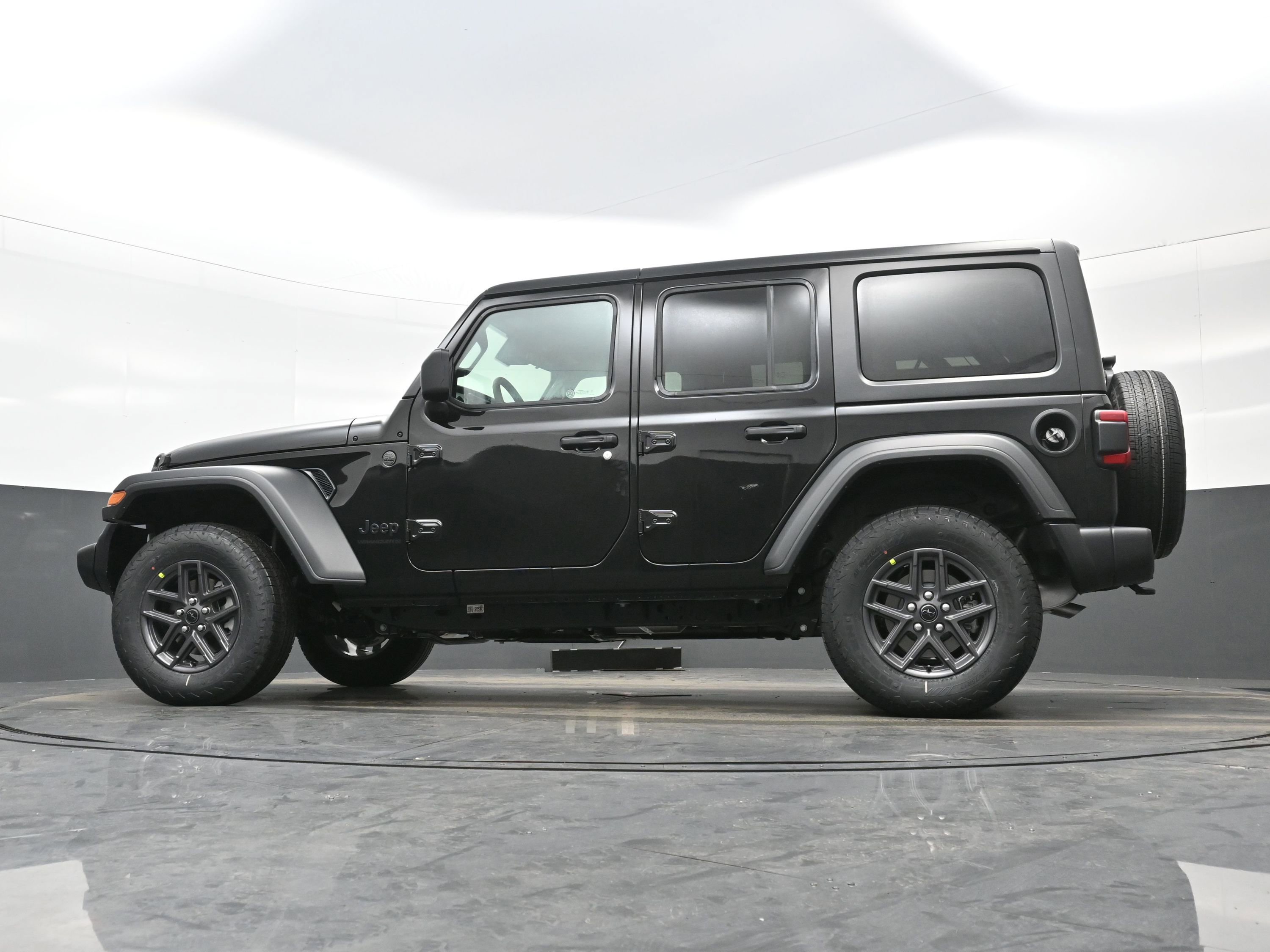 New 2025 Jeep Wrangler Sport S image 12