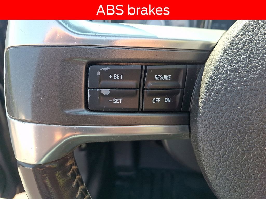 Used 2011 Ford Mustang GT Premium w/ Electronics Pkg RWD image 21