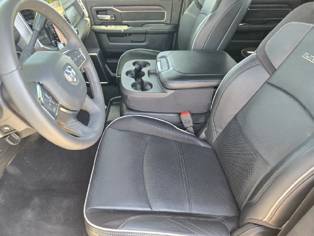 Used 2026 RAM 2500 Laramie AWD/4WD image 16