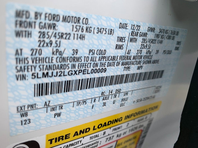 Certified 2023 Lincoln Navigator Reserve w/ Monochromatic Package AWD/4WD image 28