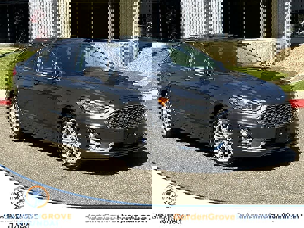 Used 2020 Ford Fusion Energi Titanium image 1