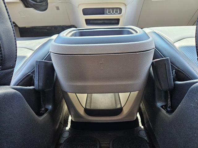 Used 2021 Chrysler Voyager Lxi FWD image 11