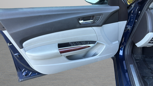 Used 2016 Acura TLX FWD image 10