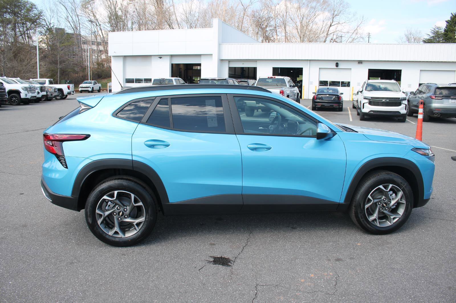 New 2026 Chevrolet Trax LT w/ Driver Confidence Package image 8