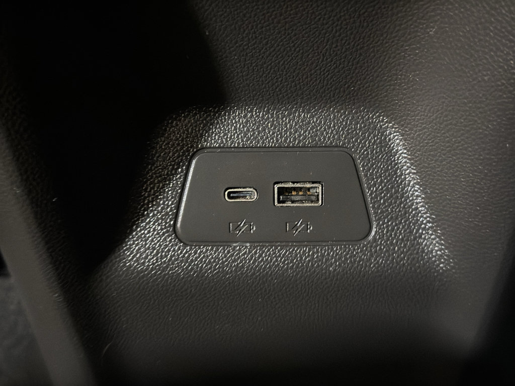 Used 2024 Buick Envision Preferred AWD/4WD image 12