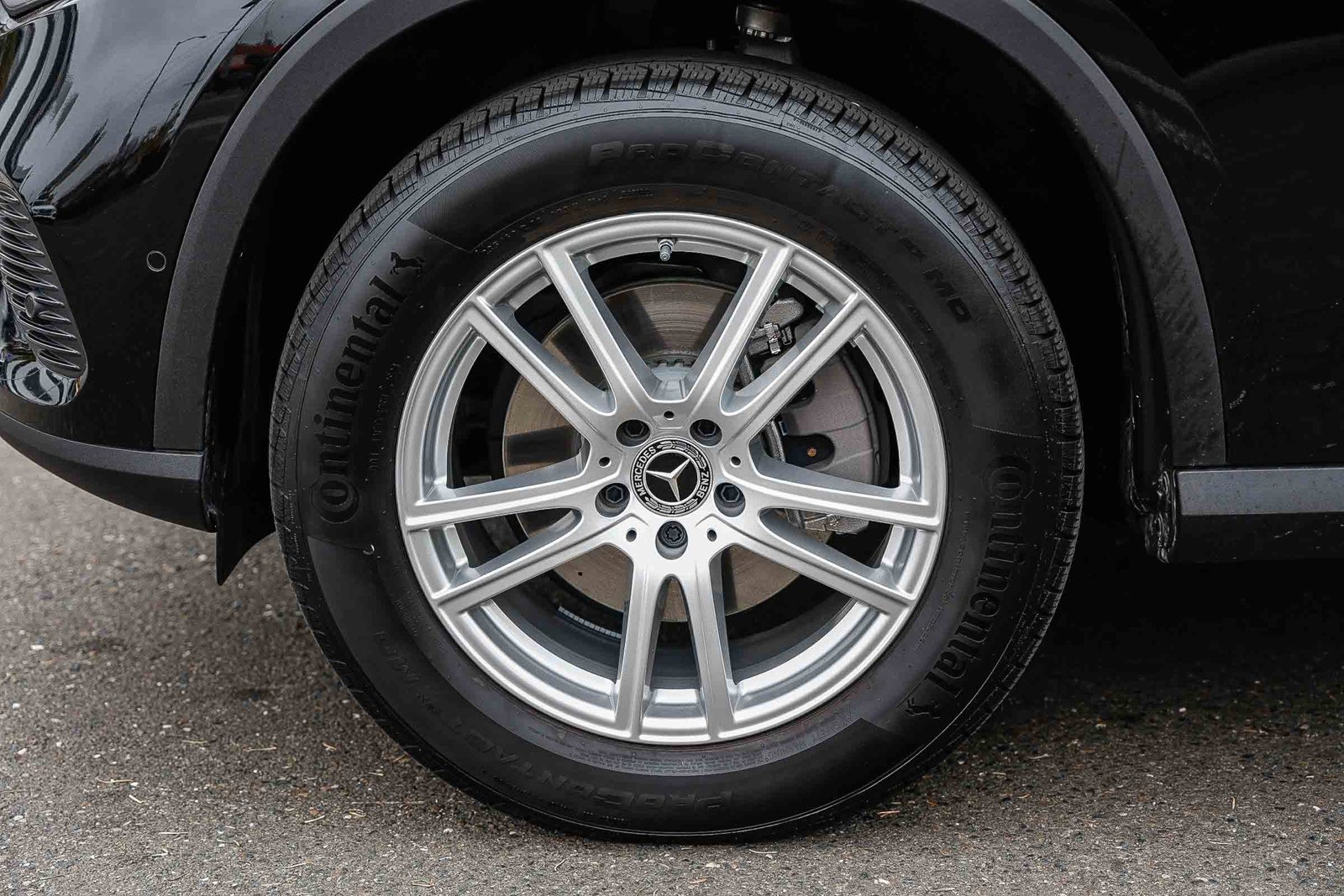 Certified 2025 Mercedes-Benz GLC 300 image 9