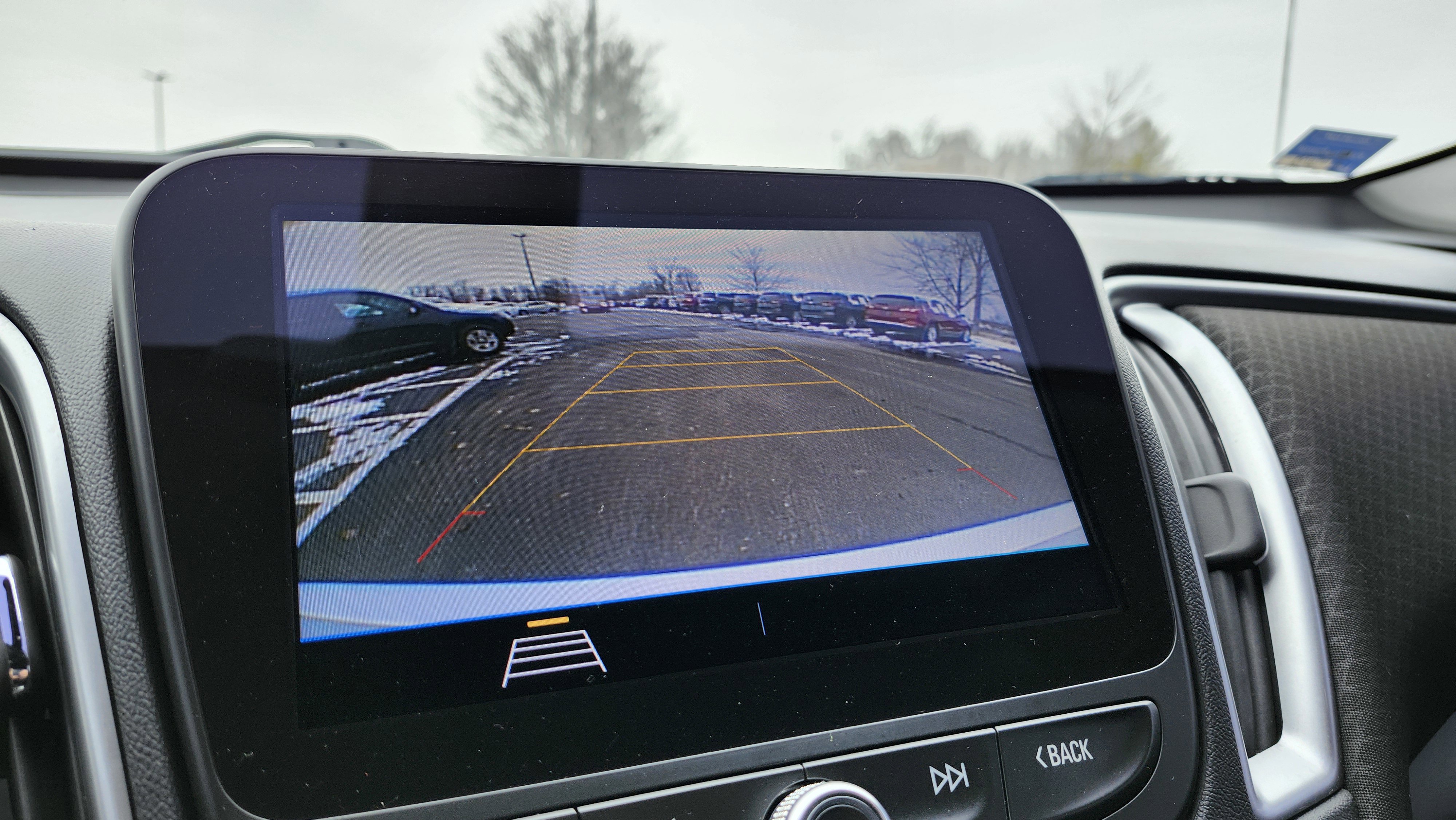 Used 2019 Chevrolet Malibu LS image 2