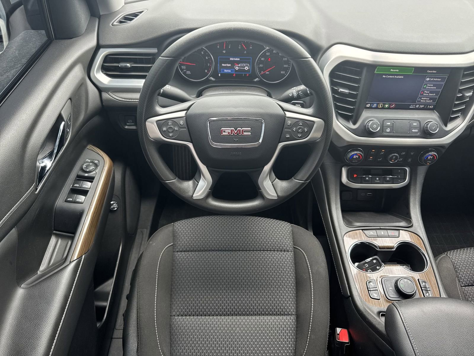Certified 2023 GMC Acadia SLE w/ Driver Convenience Package image 27