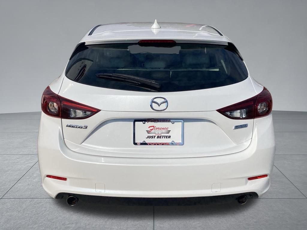 Used 2018 MAZDA MAZDA3 Grand Touring w/ Premium Equipment Package image 14