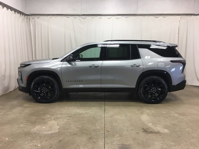 Used 2024 Chevrolet Traverse RS w/ LPO, Floor Liner Package image 7