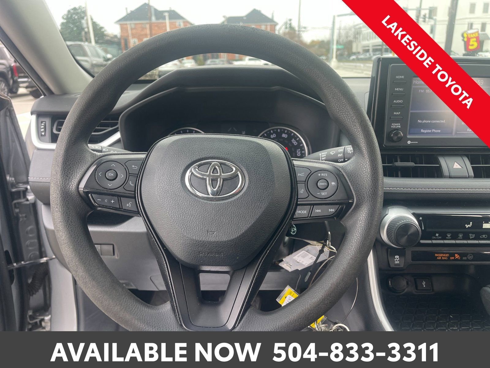 Used 2021 Toyota RAV4 LE image 23