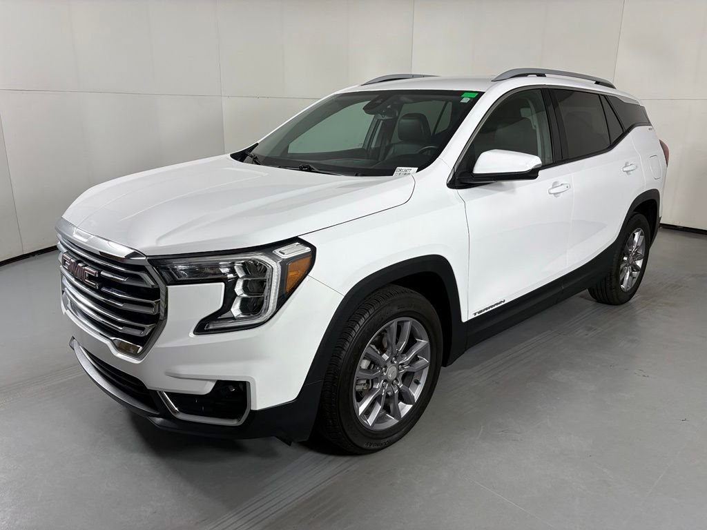Used 2024 GMC Terrain SLT FWD image 4